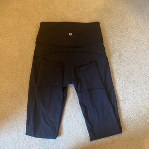 In movement lululemon leggings (retired style)